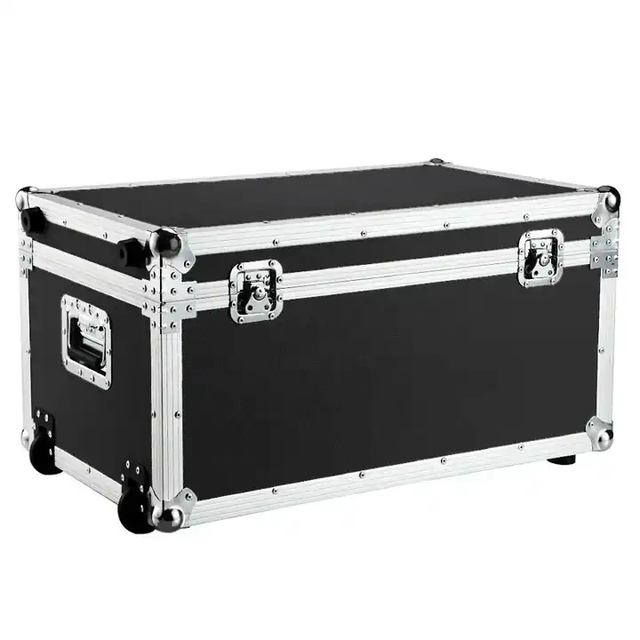 OEM Dimension Large Equipment Carrying Flight Case With Foam Interior Hard Aluminum Road Case With Wheels for Line Array Speaker