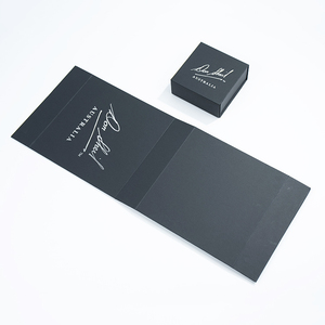 Caja de embalaje de cartón plegable con estampado en caliente magnético ecológico personalizable Lipack - Product Image 3