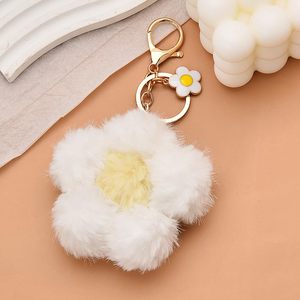 Llavero de Peluche con Forma de Flor, Bonito y de Alta Calidad, Juguete Personalizado, Pompones de Peluche, Llavero de Flor de Cerezo para Mujer - Product Image 3