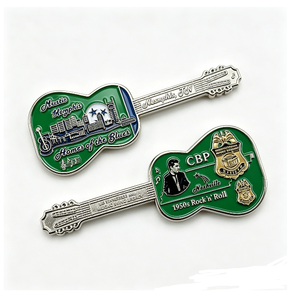 Pièce de monnaie commémorative personnalisée en forme de guitare, en émail dur, double face, en métal, pour souvenir, promotion ou cadeau - Product Image 1