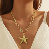 Collier de perles à la mode pour femmes perle d'or pendentif en coquillage de mer exagéré Simple conque Style en métal Long océan vent mer perlé