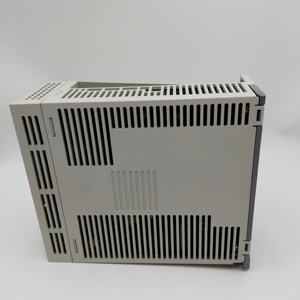 Module électronique PLC OM E2E2-X2Y1-US d'origine, pilote de puissance pour l'automatisation industrielle avec installation standard au prix - Product Image 3