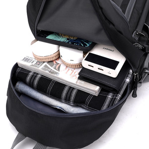 Mochila de Senderismo de 40L Unisex para Deportes al Aire Libre, Viajes, con Compartimento para Portátil y Correas de Hombro Ajustables - Product Image 3