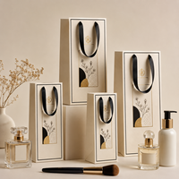 Sac en papier biodégradable écologique avec logo imprimé personnalisé, ruban en coton pour la manipulation des cosmétiques, des rouges à lèvres et des produits de soin de la peau