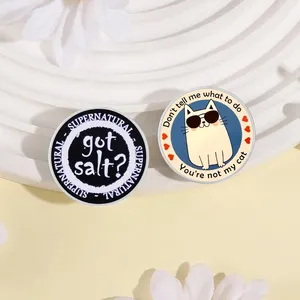 Spilla in smalto con gattino dei cartoni animati 'Non mi dire cosa fare, non sei il mio gatto', distintivo da risvolto per vestiti, gioielli, regali per amici - Product Image 3