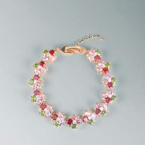 Pulsera de Cadena de Lujo con Circonitas, Chapada en Oro de 18K, Joyería de Latón Premium, Pulsera de Eslabones Delicados de Moda para Mujer, Elegante y de Alto Brillo - Product Image 6