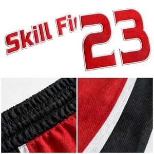 Ensemble d'uniformes de basketball personnalisés avec logo, impression par sublimation, séchage rapide, respirant, anti-humidité, maillot d'équipe col en V, grandes tailles adultes - Product Image 2