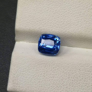 Zafiro azul aciano natural sin calentar de corte cojín de 2.02 quilates, certificado por AIGS, piedra preciosa suelta de 7.38*6.4mm para joyería fina personalizada - Product Image 5