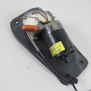 Spazzola Tergicristallo Anteriore Usata per Peugeot Ranch Mk1 1996-2002 (31069 21C-3-B-8) - Product Image 1