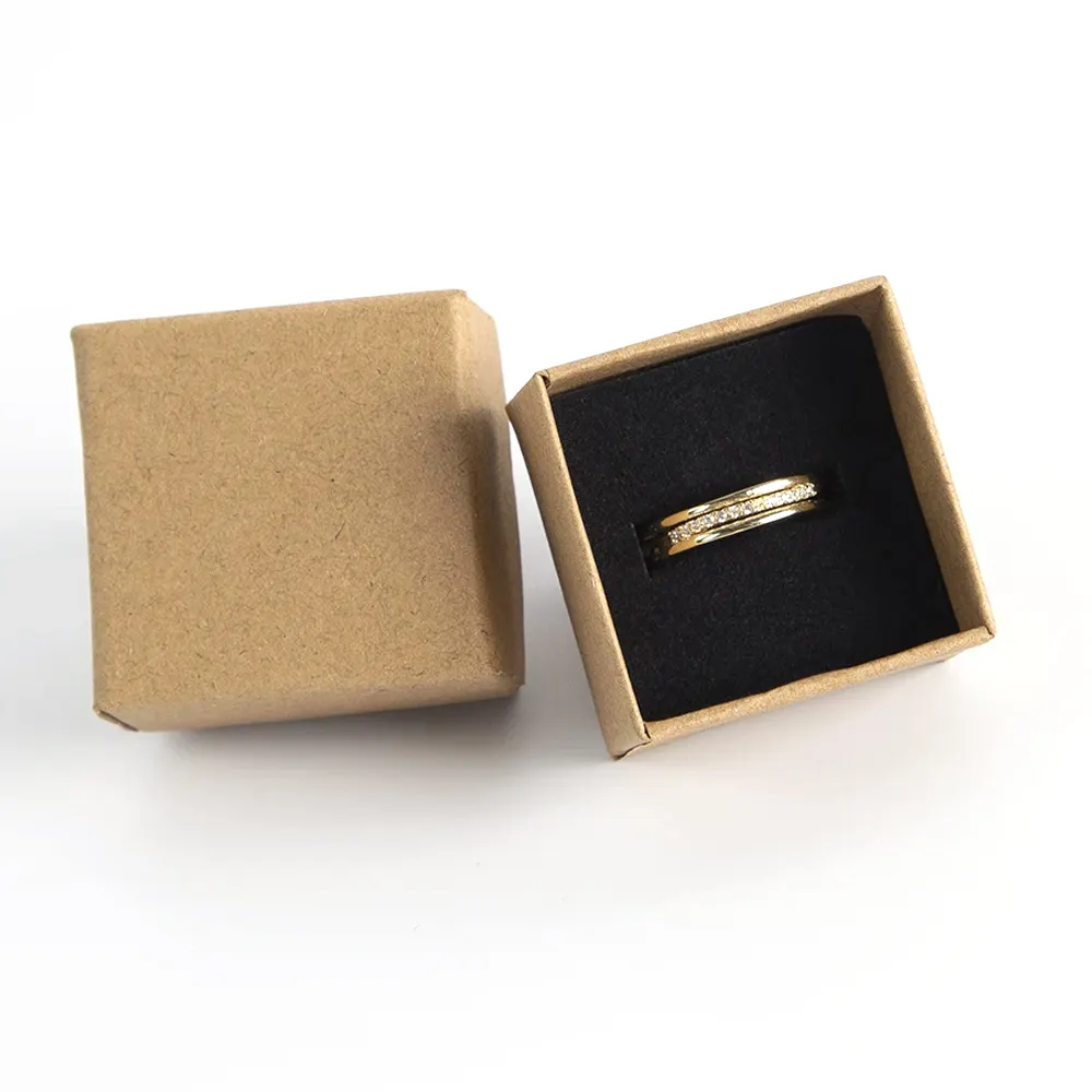 Kemasan perhiasan wanita anting kalung cincin dengan kotak perhiasan cincin bagian dalam spons 4*4*3cm kotak kardus hadiah Kraft