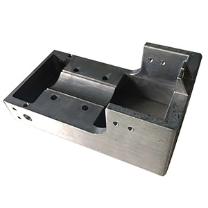 Pièces de couvercle de moteur électrique en acier inoxydable et aluminium usinées CNC, personnalisées ISO, finition brute, faible MOQ, directement de l'usine OEM, Vietnam - Product Image 1