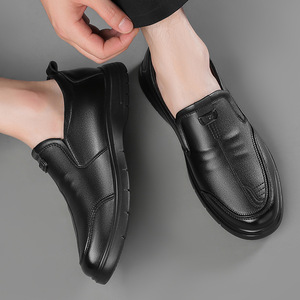 Mocassins en cuir pour hommes, à bout rond, respirants, avec semelle en caoutchouc, chaussures décontractées d'automne pour la conduite et le quotidien - Product Image 4