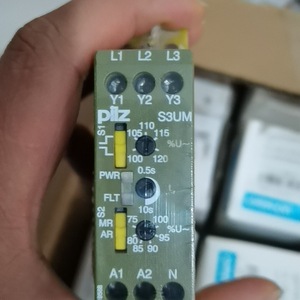 Pilz S3UM 24VDC Safety <b>Relay</b> 10A 250VAC Output <b>Relay</b> Industrial Use - Product Image 2