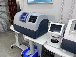 Bordure de lentille sans motif 3D entièrement automatique de qualité supérieure pour la machine de découpe et de polissage de lunettes optiques - Product Image 5