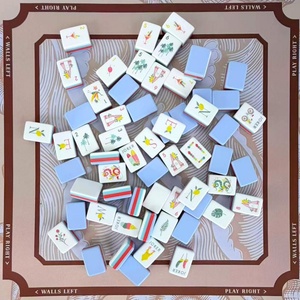 Juego de Mahjong Personalizado Estilo Americano, 160 Piezas, Color Azul Brisa Marina, Pintado a Mano en Acrílico, Plegable, Moderno y Lujoso, Set de Regalo - Product Image 1