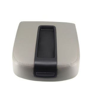 Reposabrazos Central Chevrolet con Compartimento de Almacenamiento, Material ABS Negro para Uso Interior en el Automóvil - Product Image 3