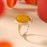 S990 Reiner Silberring mit Goldüberzug und Bernstein-Blutperle im Luxus-Design