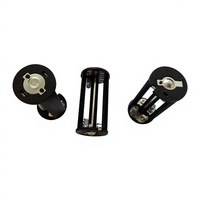 Support et boîtier de rangement cylindrique en plastique noir pour piles GTE 704-AAA 4xAAA UM-4 6V pour lampe de poche/torche