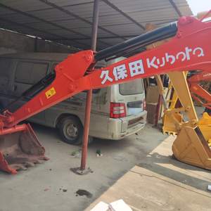 Utilisé pour l'excavatrice sur chenilles miniature KX155 de 5 tonnes, moteur en excellent état, modèle 2023, 100% origine japonaise - Product Image 2