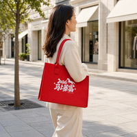 Sac fourre-tout en feutre avec logo personnalisé, sac à main rouge en gros pour banque, entreprise, cadeau du Nouvel An 2027