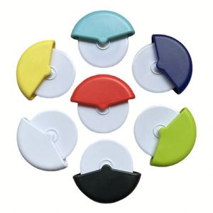 Cortador de Pizza Redondo de Plástico con Logotipo Personalizado, Cuchillo para Pastel, Cortador de Queso, Accesorios de Cocina - Product Image 2