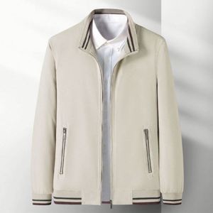 Veste matelassée en toile à col montant, tendance hiver, avec fermeture éclair et logo frontal, décontractée, pour hommes jeunes et d'âge moyen - Product Image 6