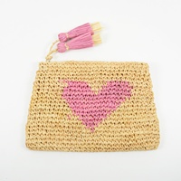 Pochette zippée en paille de raphia au crochet faite à la main personnalisée OEM petit coeur broderie dames à la mode été B amour pochette en paille