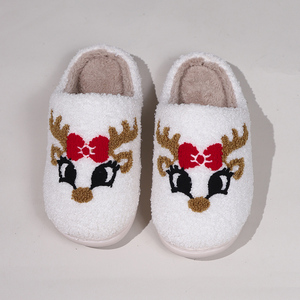 Pantoufles de Noël Mignonnes en Peluche Renne Chaussons Maison Confortables Animaux en Peluche Chaussures d'Intérieur Douillettes - Product Image 2