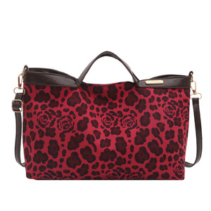 Bolsa de Fraldas Exquisita e Chic, Transversal, para o Dia a Dia do Bebê, Trabalho e Deslocamento, Versátil, Sofisticada, Estilosa e Organizada para Pais - Product Image 5