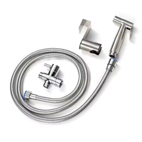 YF 2026 Nouveauté : Ensemble de pulvérisateur de bidet mural moderne en acier inoxydable 304, jet vertical, tuyau flexible, idéal pour toilettes et cuisine
