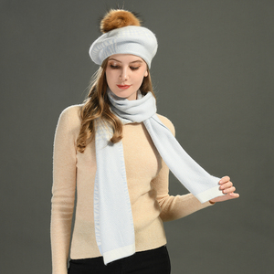 Jxwatcher En gros <span class=keywords><strong>Ensemble</strong></span> de luxe personnalisé pour <span class=keywords><strong>femme</strong></span> : <span class=keywords><strong>Béret</strong></span> tricoté en laine douce et cachemire, <span class=keywords><strong>écharpe</strong></span> longue chaude d'hiver et bonnets-<span class=keywords><strong>écharpe</strong></span>s d'hiver - Product Image 3