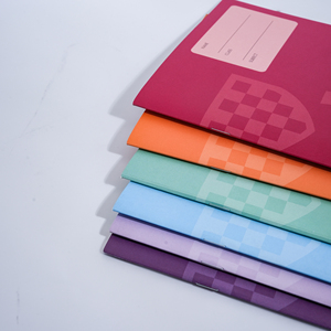 Cahier à reliure agrafée personnalisé 40 pages Logo scolaire personnalisé Cahier d'exercices Cahier d'écriture Étudiant <span class=keywords><strong>pour</strong></span> les écoles et les bureaux - Product Image 6