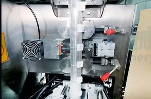 Máquina automática tridimensional para envasado <span class=keywords><strong>de</strong></span> bolsas <span class=keywords><strong>de</strong></span> té, embalaje triangular para bolsitas pequeñas - Product Image 4