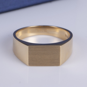 Bague en or jaune 14 carats pour homme MSR-692, minimaliste, pour tous les jours, avec diamant de laboratoire. - Product Image 1