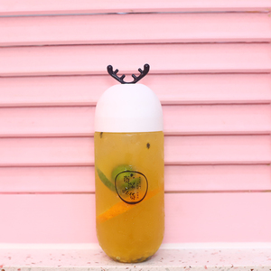 Bouteille de thé de jus de boisson en plastique PET mignon en forme de U sans BPA pour boire du liquide - Product Image 3