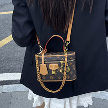 <span class=keywords><strong>Sac</strong></span> à <span class=keywords><strong>main</strong></span> de luxe vintage haut de gamme pour femme, design carré, avec décorations et motifs, idéal pour le maquillage - Product Image 5