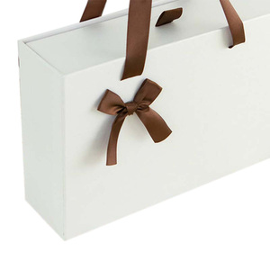 Personalizada de alta calidad cajón caja de regalo con seda Puller y bolsa de embalaje de combinación para regalo - Product Image 1