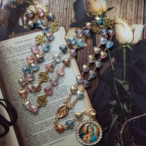 Rosario Cuentas Cinco Decenios Chaplets Collar Vintage Acrílico Corazón Cuentas Nuestra Señora de <span class=keywords><strong>Medjugorje</strong></span> Rosarios Católicos - Product Image 2