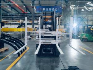 <span class=keywords><strong>3</strong></span> <span class=keywords><strong>Ton</strong></span> 5 <span class=keywords><strong>Ton</strong></span> Heftruck Met Enkele Dubbele Pallets Handlers Materiaal Overhandigen Apparatuur Meerdere Belasting Handlers - Product Image 5