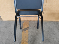 Chaises de banquet d'hôtel en métal empilables avec revêtement en tissu pour restaurant et événements – Vente directe usine