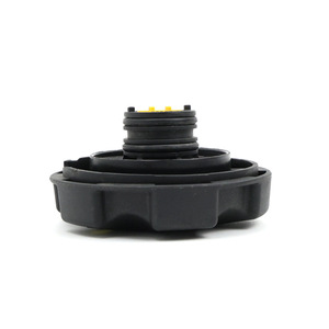 ฝาหม้อน้ำ BMW 17117639020 สำหรับซีรีส์ 5 E90 อะไหล่พลาสติกทดแทน - Product Image 1