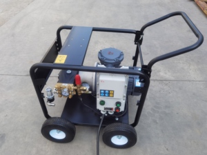 Pistola de Limpieza Industrial de Alta Presión OEM 4350Psi 300bar 15LPM 9KW 380V para Autos, 300bar de Potencia - Product Image 5