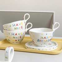Ensemble de soucoupe de tasse à café en relief de style coréen tasse à latte en céramique professionnelle avec poignée pour la fête