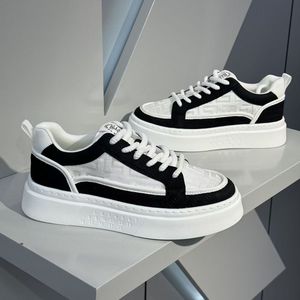 ขายตรงจากโรงงาน รองเท้าผู้ชาย รองเท้าลำลองสีขาว ระบายอากาศดี ทันสมัย ใส่เดินเล่น กันลื่น เพิ่มความสูง สไตล์สปอร์ต - Product Image 2