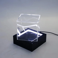 Boîte de présentation acrylique avec Led Boîte acrylique pour affichage de la figure Boîte de rangement acrylique avec lumière LED