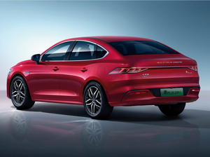 Лучший электрический седан BYD Qin PLUS EV, новый энергетический автомобиль с запасом хода 501-600 км, двигателем 100-150 кВт и батареей 50-70 кВт·ч - Product Image 3