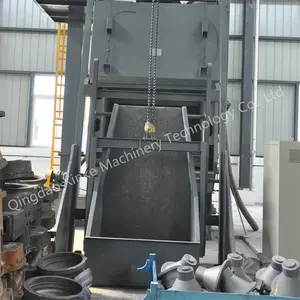 Qingdao Xinke Industrial Sandblasting Vibration Cleans Metal Surfaces Tumbler Track Type Shot Blasting Machine