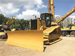 Bulldozer Caterpillar D6M en bon état avec ripper, moteur et pompe hydraulique, chenilles, 180 CV, modèle 2021, à vendre - Product Image 5