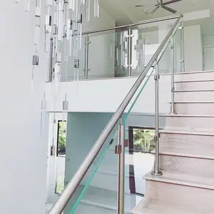 Nouveau design Balustre Accessoires Main courante d'escalier Garde-corps en verre Intérieur Main courante en acier inoxydable