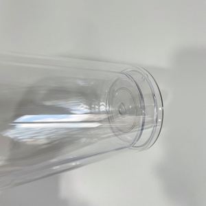 Gobelet en acrylique à double paroi de 24 oz, transparent, taille Venti, pré-percé, type globe à neige, avec couvercle rond - Product Image 2